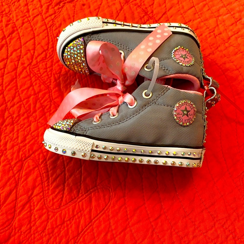 Bundle of 4 pairs Toddler Shoes sizes 5T-9T - Picture 6 of 8